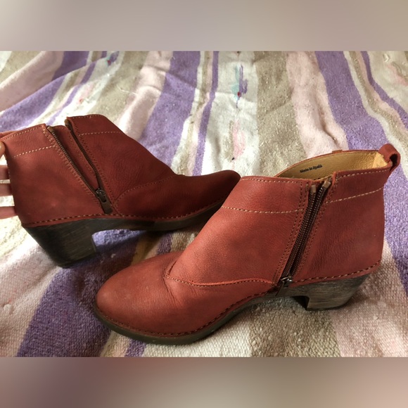 El Naturalista Sylvan Ankle Boots NWOT - Picture 6 of 8